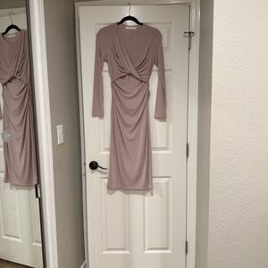 Astr Long Sleeve Dress in Soft Mauve